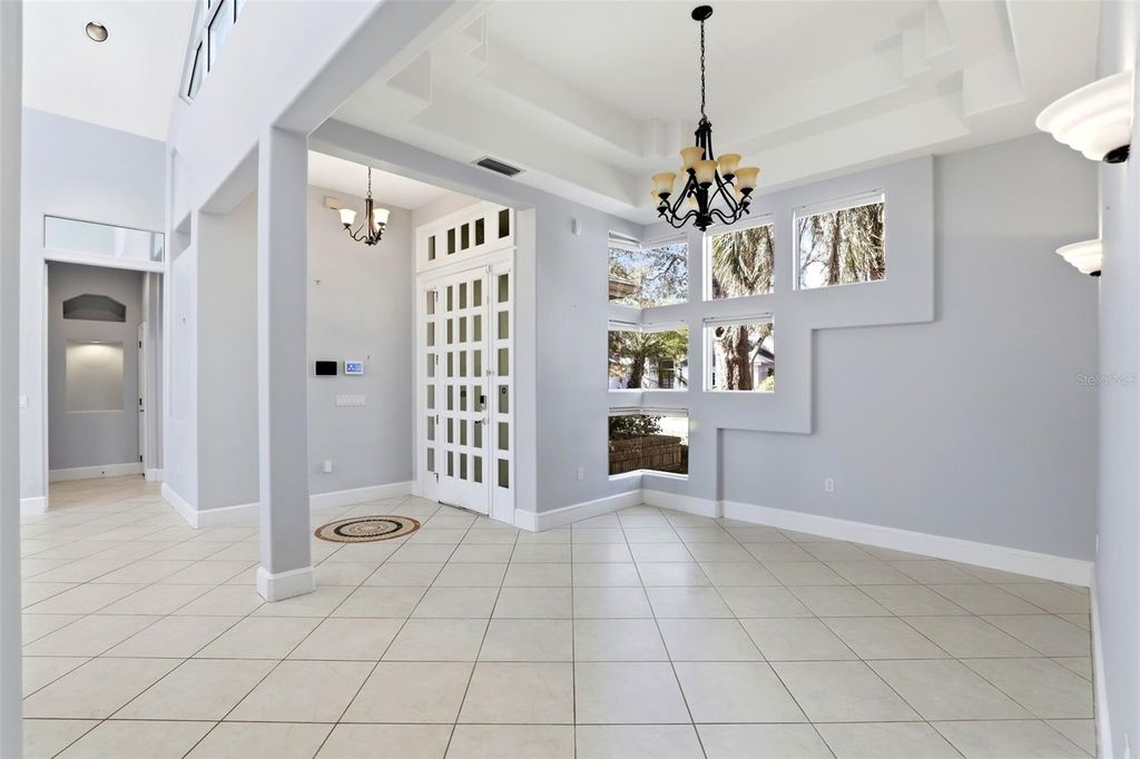 Image 7 of property listing at 8034 LANDGROVE COURT, Orlando, FL 32819