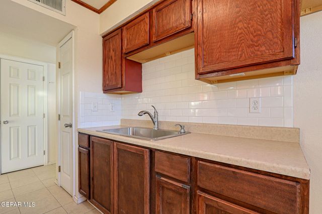 10109 Wolverine Drive, El Paso, TX 79924