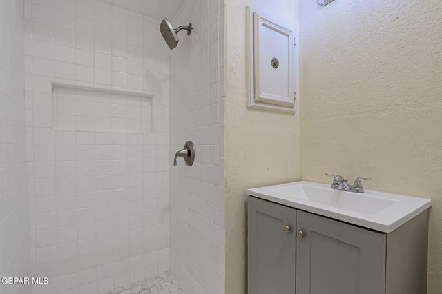 10109 Wolverine Drive, El Paso, TX 79924