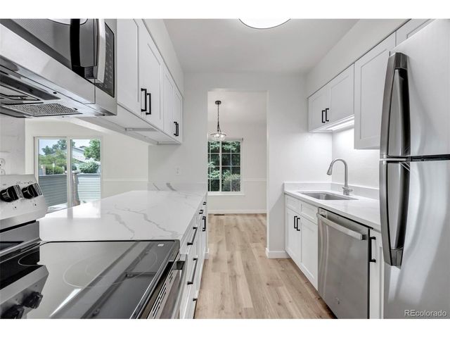 9145 W Cedar Dr D, Denver, CO 80226