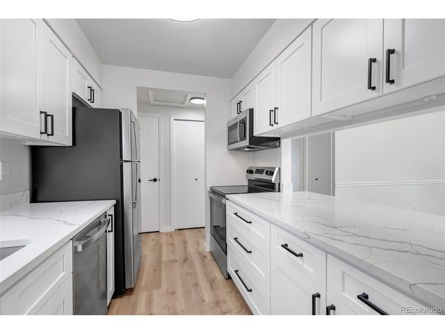 9145 W Cedar Dr D, Denver, CO 80226