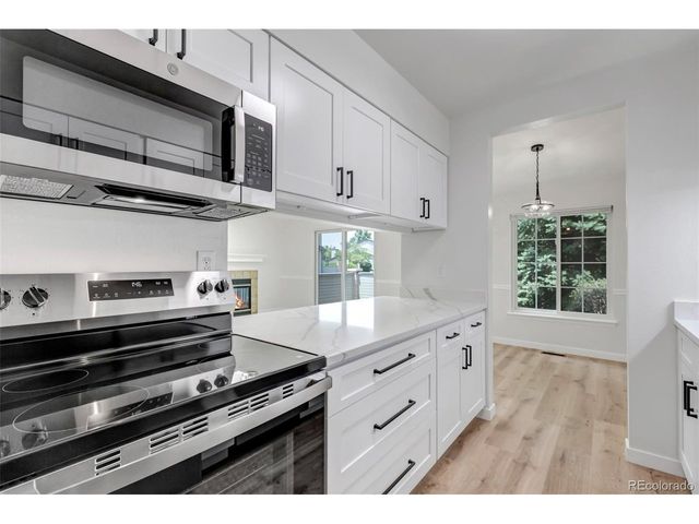 9145 W Cedar Dr D, Denver, CO 80226