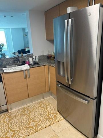 2101 Brickell Ave 1807, Miami, FL 33129