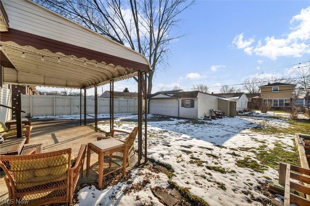 6386 Sandfield Drive, Brook Park, OH 44142