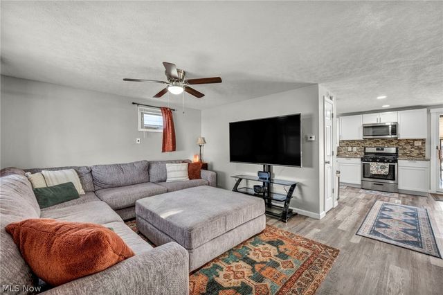 6386 Sandfield Drive, Brook Park, OH 44142