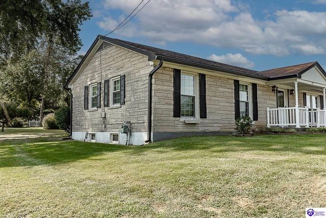 930 Robin Circle, Radcliff, KY 40160