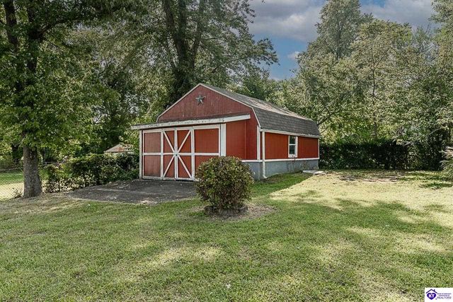 930 Robin Circle, Radcliff, KY 40160