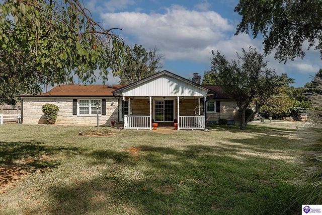 930 Robin Circle, Radcliff, KY 40160