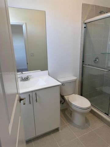 2893 SE 25th Rd, Homestead, FL 33035