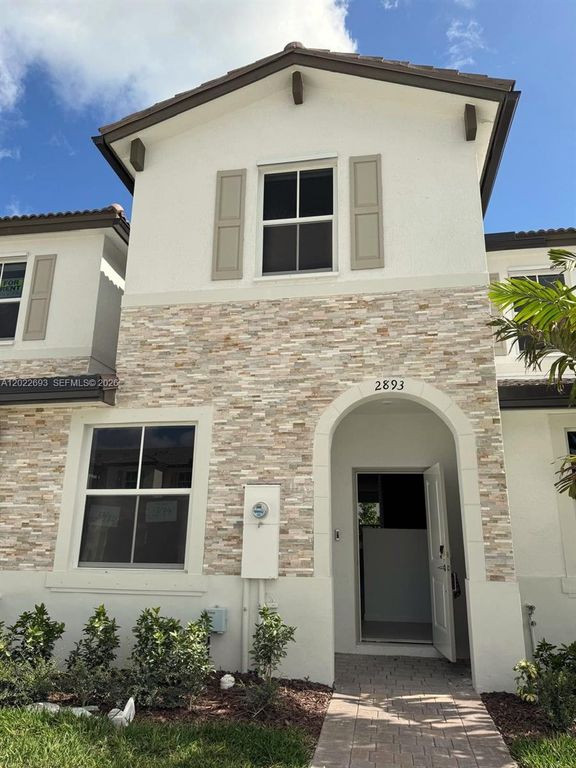 2893 SE 25th Rd, Homestead, FL 33035