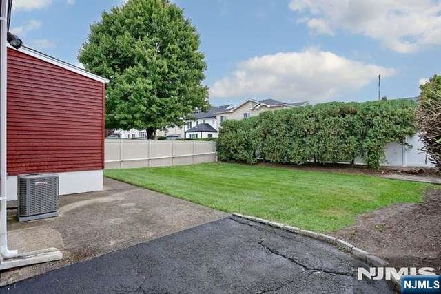 118 Gilbert Avenue, Elmwood Park, NJ 07407
