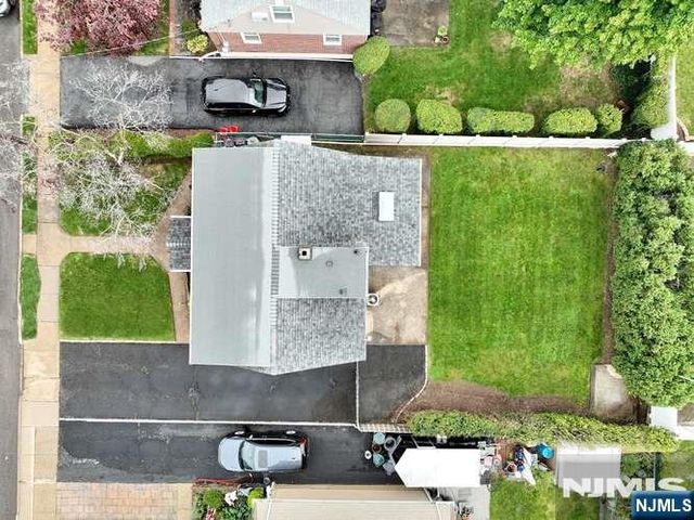 118 Gilbert Avenue, Elmwood Park, NJ 07407