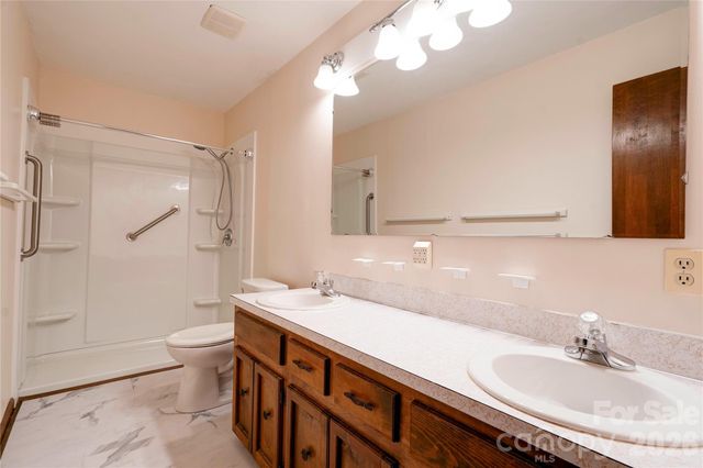 1208 N Piedmont Avenue, Kings Mountain, NC 28086
