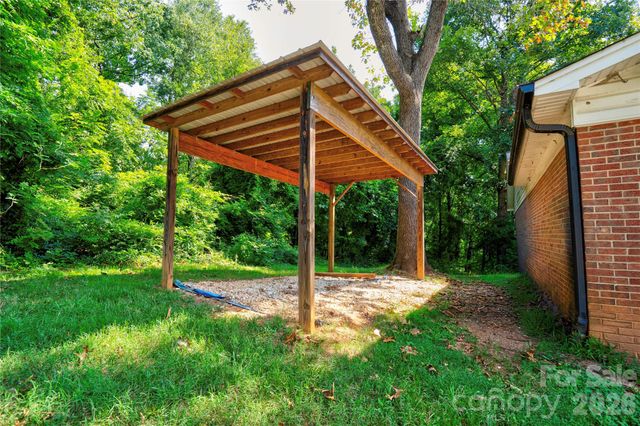 1208 N Piedmont Avenue, Kings Mountain, NC 28086