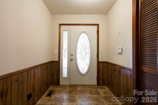 1208 N Piedmont Avenue, Kings Mountain, NC 28086