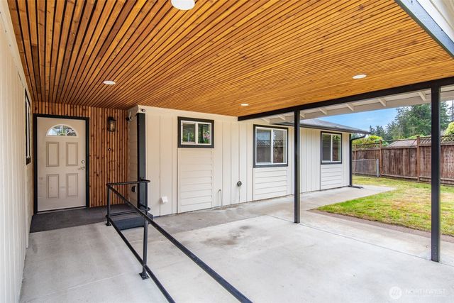 14909 12th Avenue E, Tacoma, WA 98445