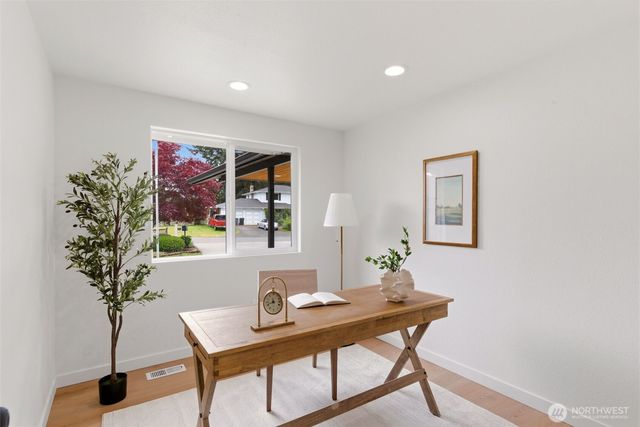 14909 12th Avenue E, Tacoma, WA 98445