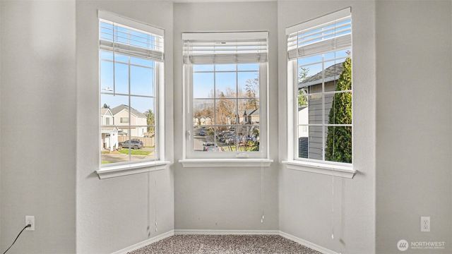 16102 77th Avenue E, Puyallup, WA 98375