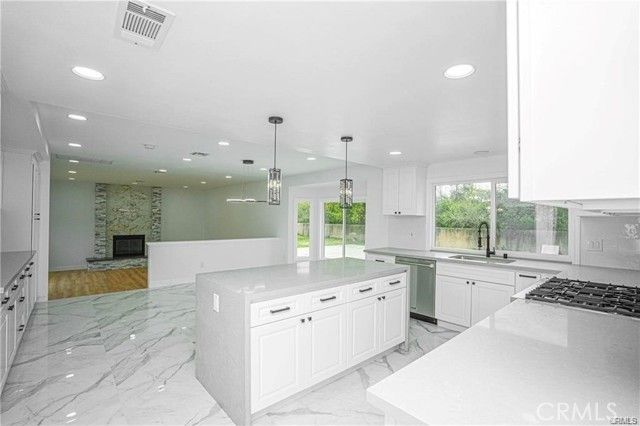 3518 N Mills Avenue, Claremont, CA 91711