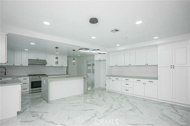 3518 N Mills Avenue, Claremont, CA 91711