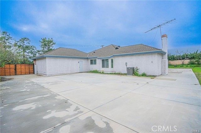 3518 N Mills Avenue, Claremont, CA 91711