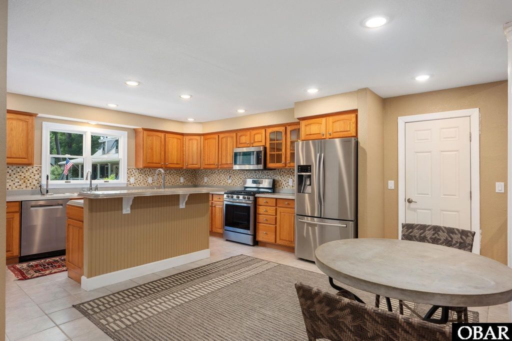 Image 19 of property listing at 3032 Martins Point Road Lot 40, Kitty Hawk, NC 27949