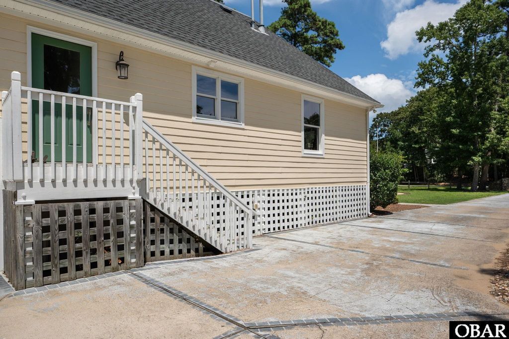 Image 55 of property listing at 3032 Martins Point Road Lot 40, Kitty Hawk, NC 27949