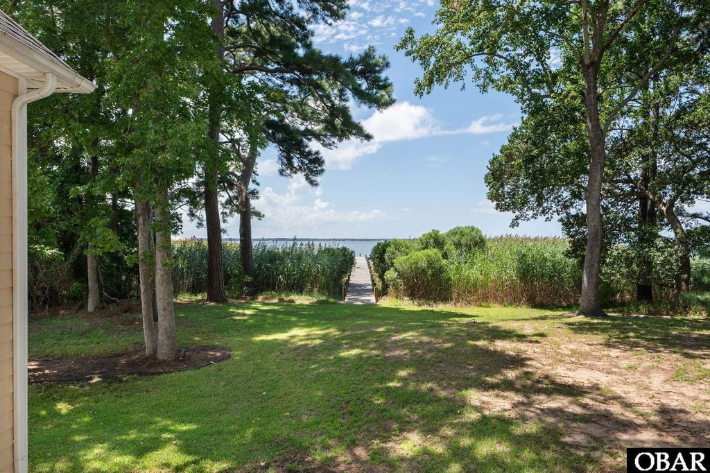 Image 67 of property listing at 3032 Martins Point Road Lot 40, Kitty Hawk, NC 27949