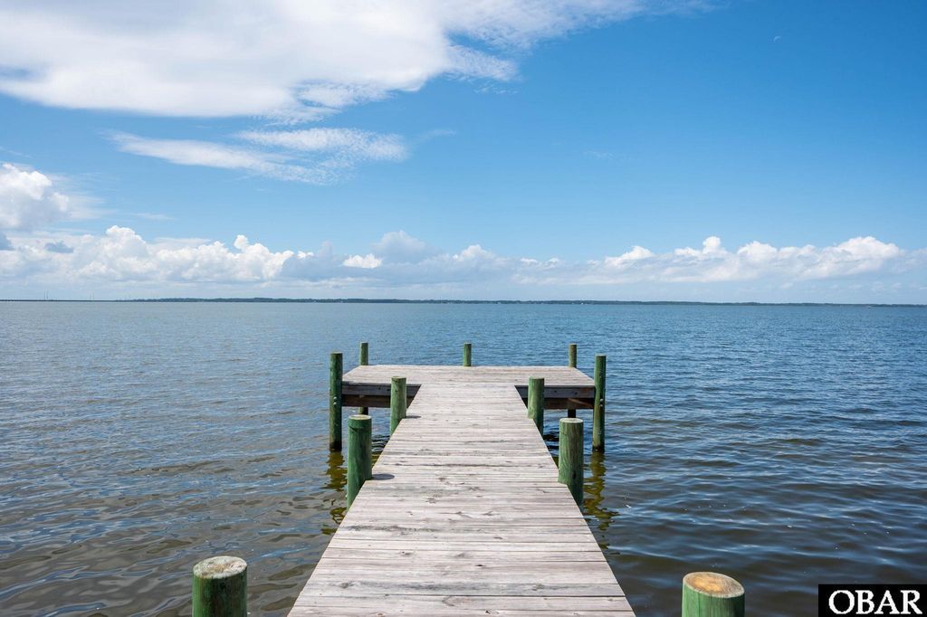 Image 8 of property listing at 3032 Martins Point Road Lot 40, Kitty Hawk, NC 27949