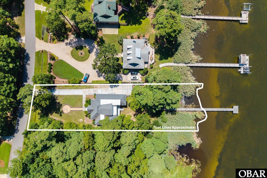 Image 9 of property listing at 3032 Martins Point Road Lot 40, Kitty Hawk, NC 27949