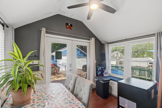 867 Delaware Avenue, Saint Paul, MN 55107
