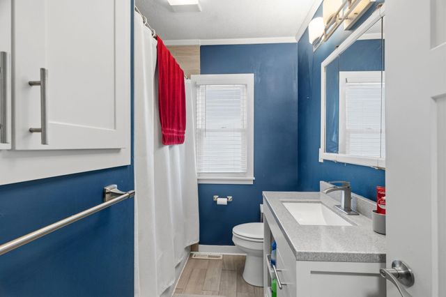 867 Delaware Avenue, Saint Paul, MN 55107