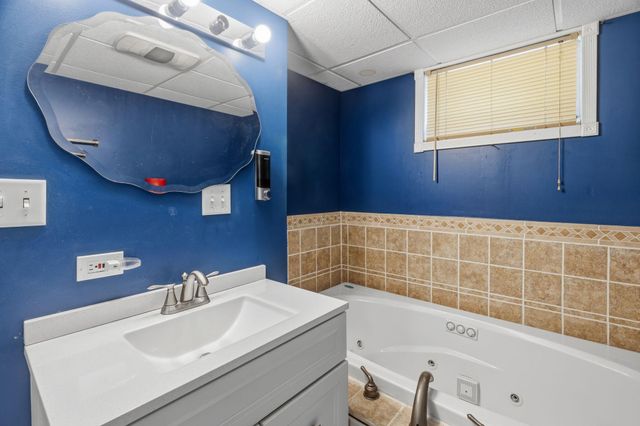 867 Delaware Avenue, Saint Paul, MN 55107