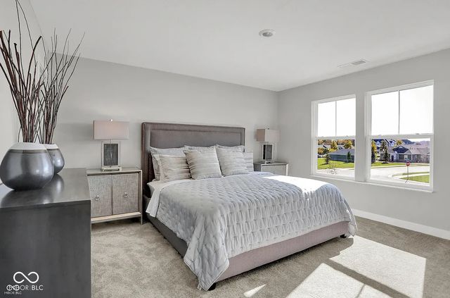 7591 Marin Parkway, Cumberland, IN 46229