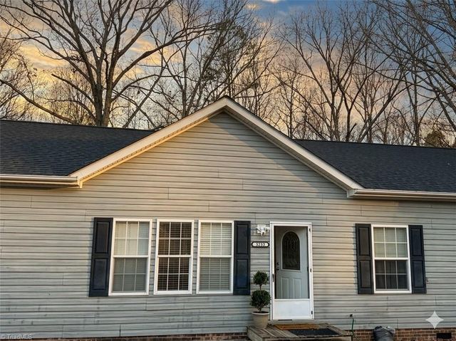 3233 Alamo Drive, Trinity, NC 27370