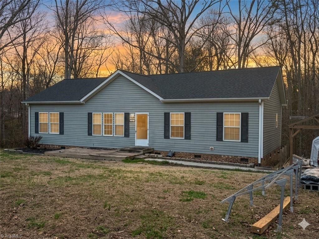 3233 Alamo Drive, Trinity, NC 27370