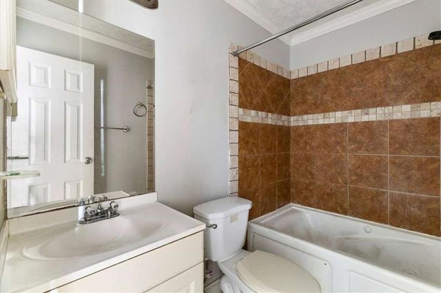 1999 Lindsey Lane, Decatur, GA 30035