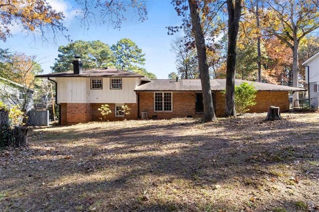 1999 Lindsey Lane, Decatur, GA 30035
