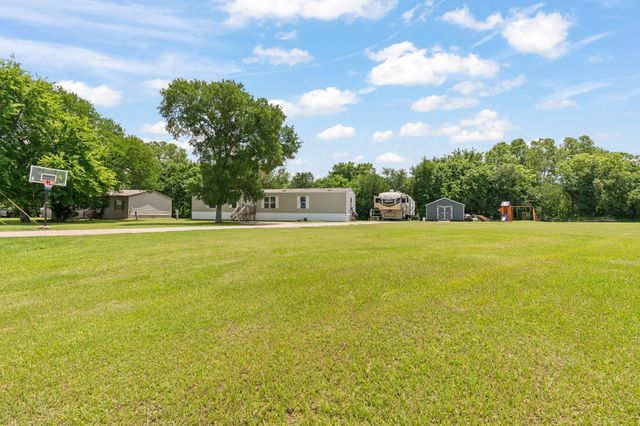 2510 Redwood Circle, Burleson, TX 76028