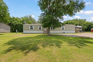 2510 Redwood Circle, Burleson, TX 76028