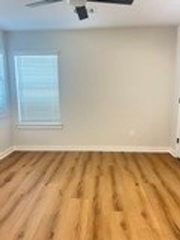 550 Cosmos Street, Centerton, AR 72719