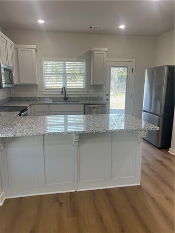 550 Cosmos Street, Centerton, AR 72719