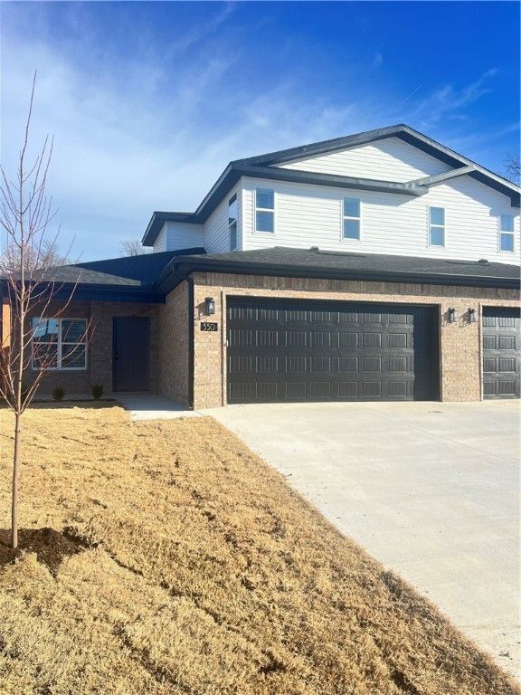 550 Cosmos Street, Centerton, AR 72719