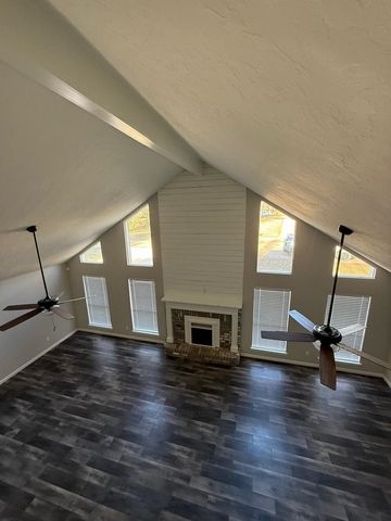 2 Kelly Ct., Longview, TX 75605