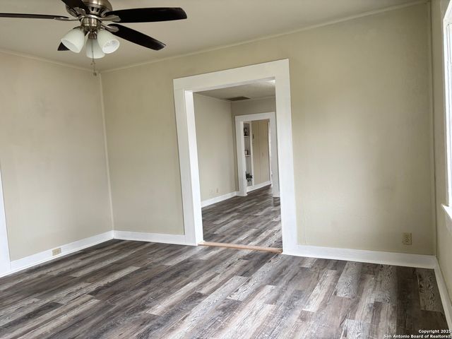 1316 N Olive, Seguin, TX 78155