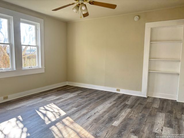 1316 N Olive, Seguin, TX 78155