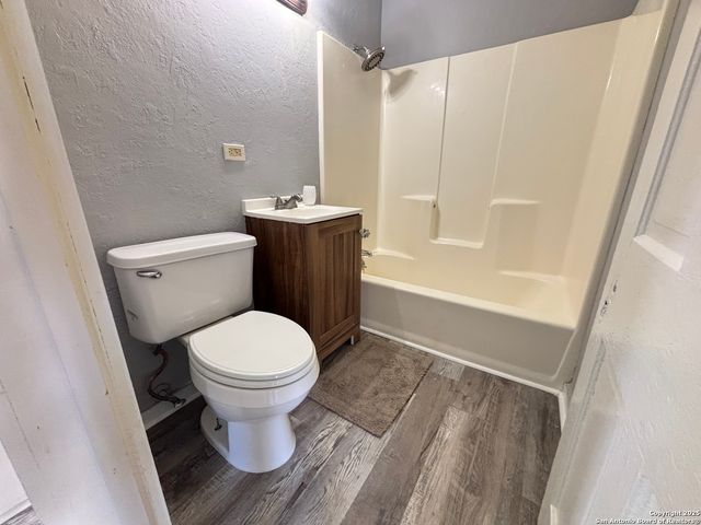 1316 N Olive, Seguin, TX 78155