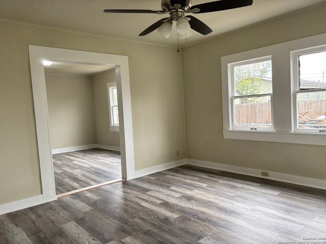 1316 N Olive, Seguin, TX 78155