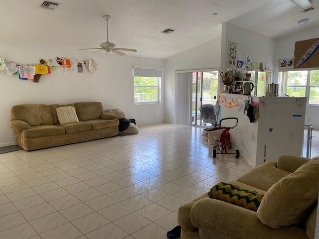 4080 Sea Grape Circle, Delray Beach, FL 33445