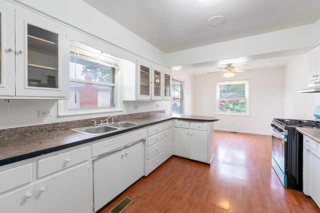 16426 Shirley Court, South Holland, IL 60473